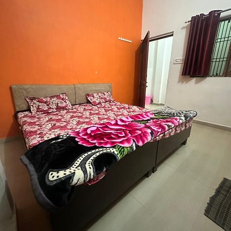 Khatu Shyam Guest House Ayodhya Eksteriør billede