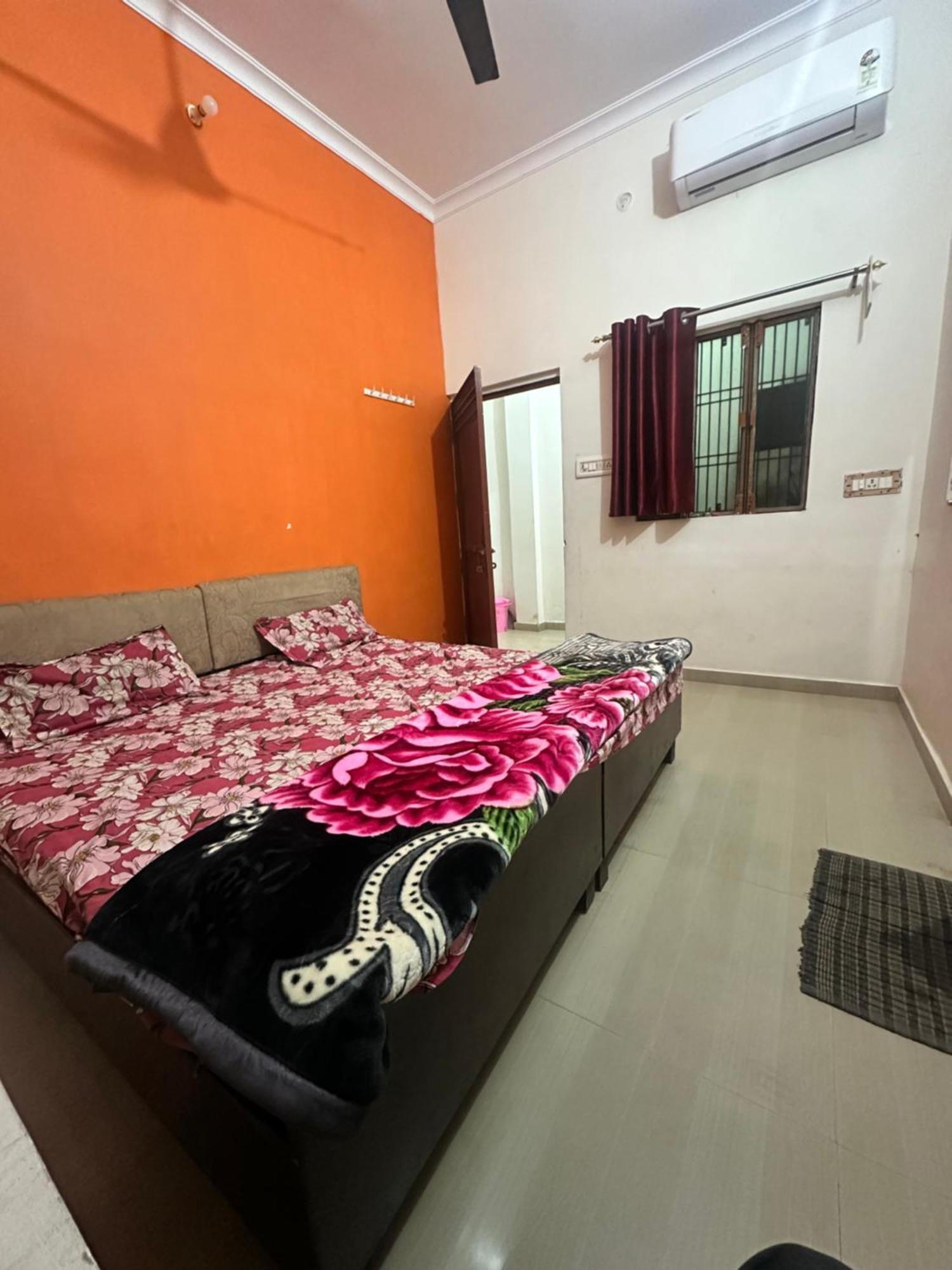 Khatu Shyam Guest House Ayodhya Eksteriør billede
