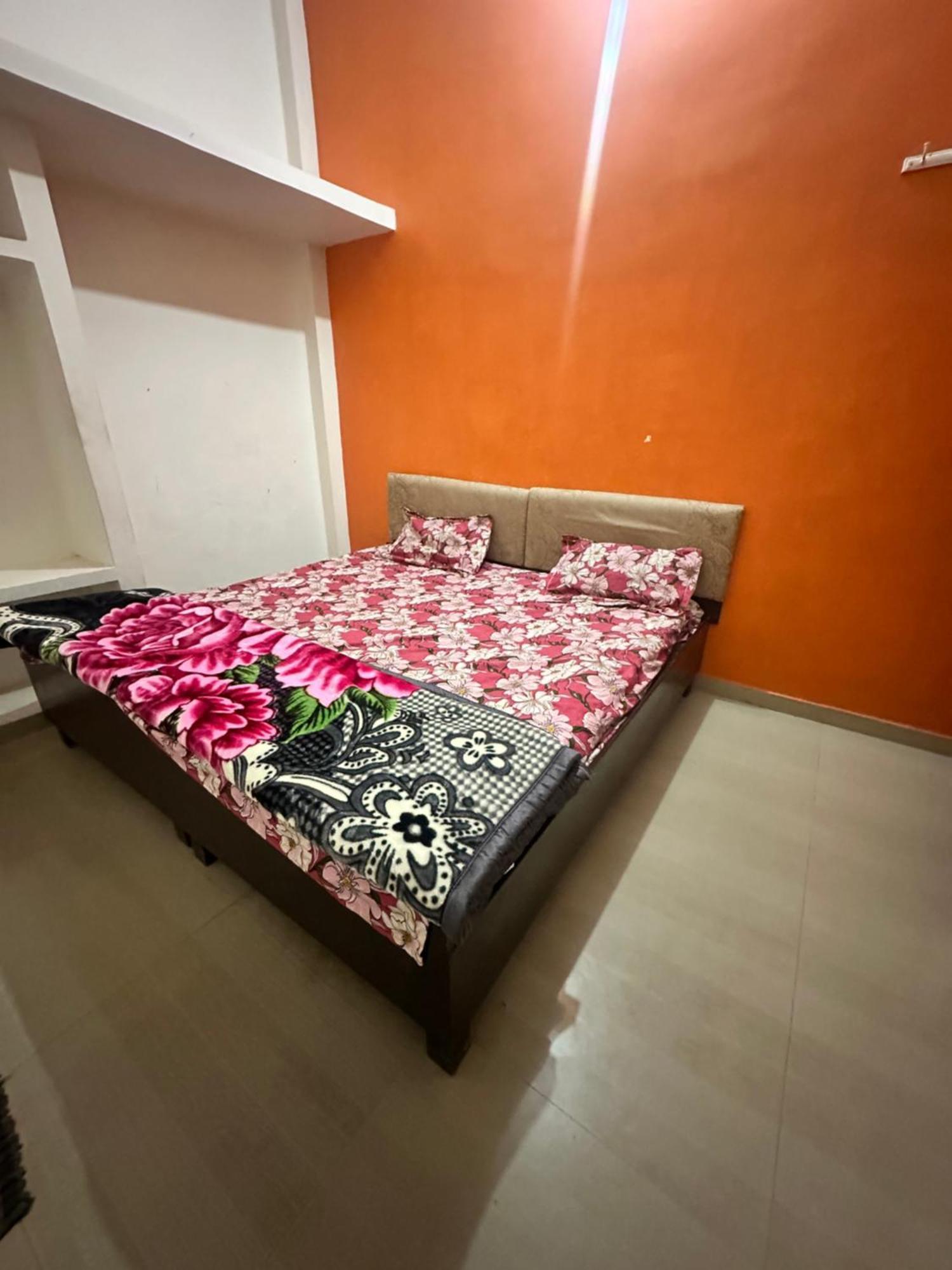 Khatu Shyam Guest House Ayodhya Eksteriør billede